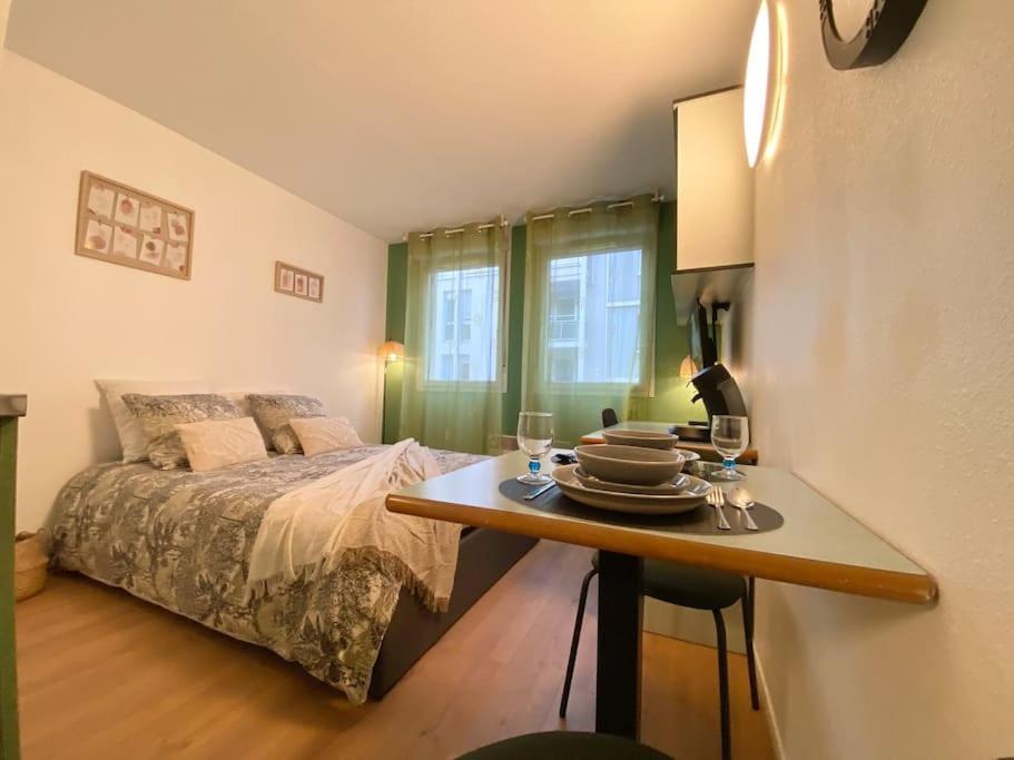 L'Hermes - Wifi - Parking - Netflix Villeurbanne Exterior foto